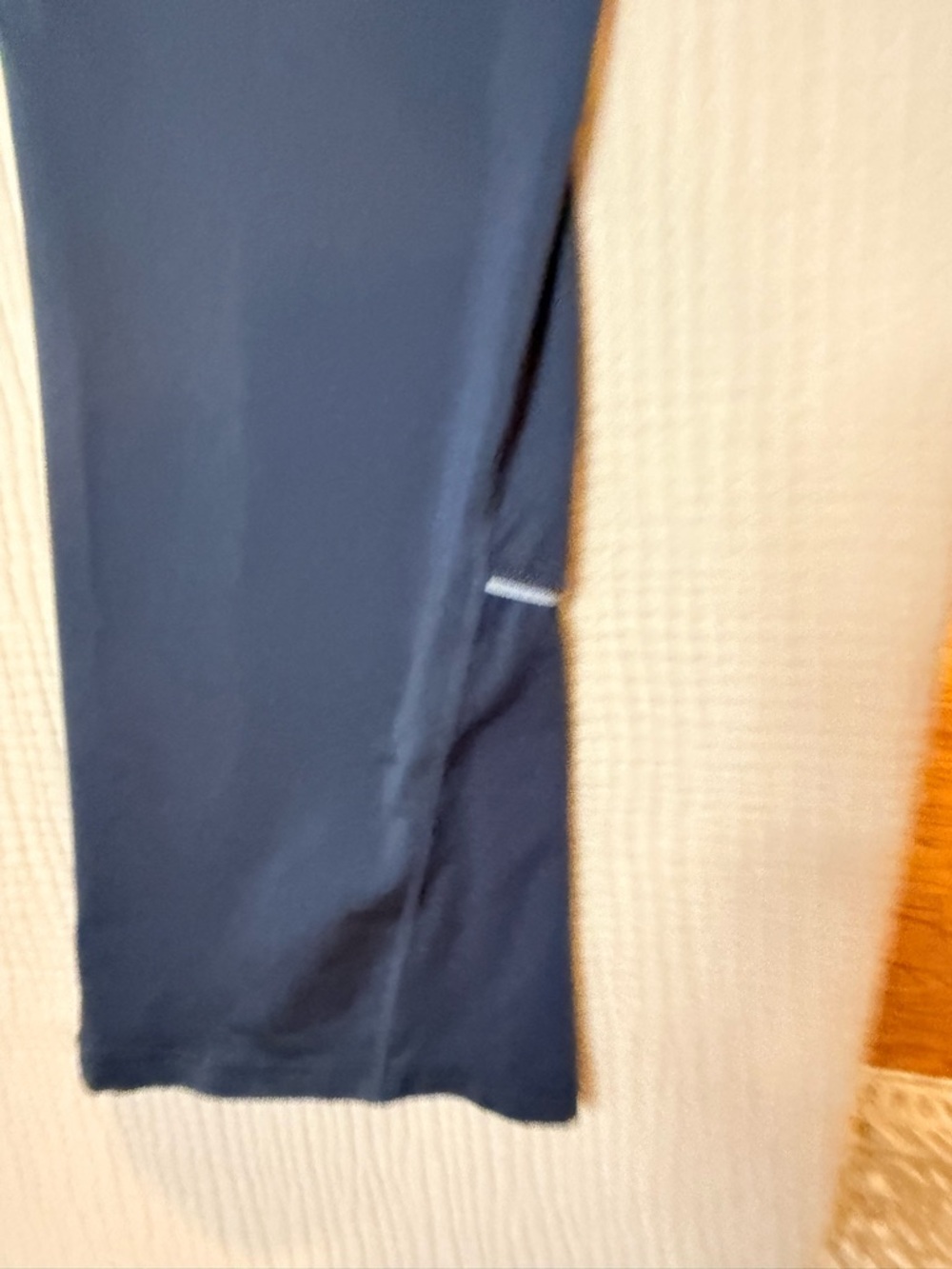 Athleta Women Large Charcoal Bootcut Yoga Pants Athletic 39" Inseam Reflective - Picture 6 of 16